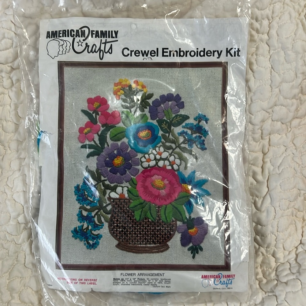 Crewel embroidery term kit flower vintage